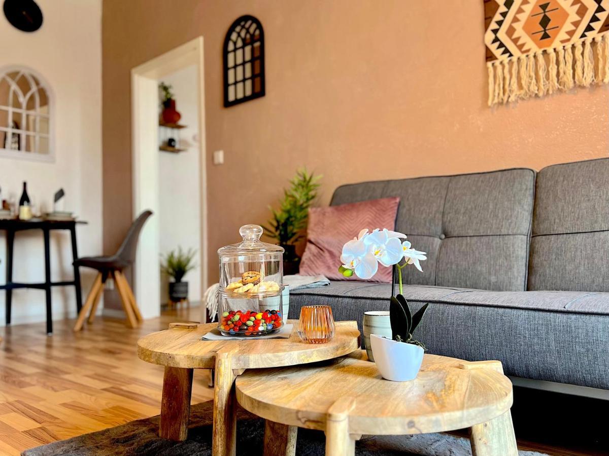 Elbling Apartment Mit Terrasse - Netflix - Parkplatz - Weinbergblick Meissen Exterior photo